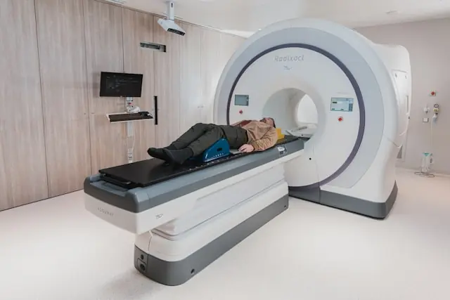 Lumexa Imaging feierte im Dezember 2025 sein Börsendebüt an der Nasdaq. Hier finden Sie alle wichtigen Informationen zu Aktienkurs, Unternehmensbewertung und dem Geschäftsmodell des zweitgrößten US-Anbieters für ambulante Bildgebung.