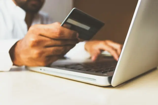 Paymentus ging 2021 per klassischem IPO an die NYSE. Hier finden Sie alle wichtigen Informationen zu Emissionspreis, Geschäftsmodell und Bewertung des Zahlungsdienstleisters.